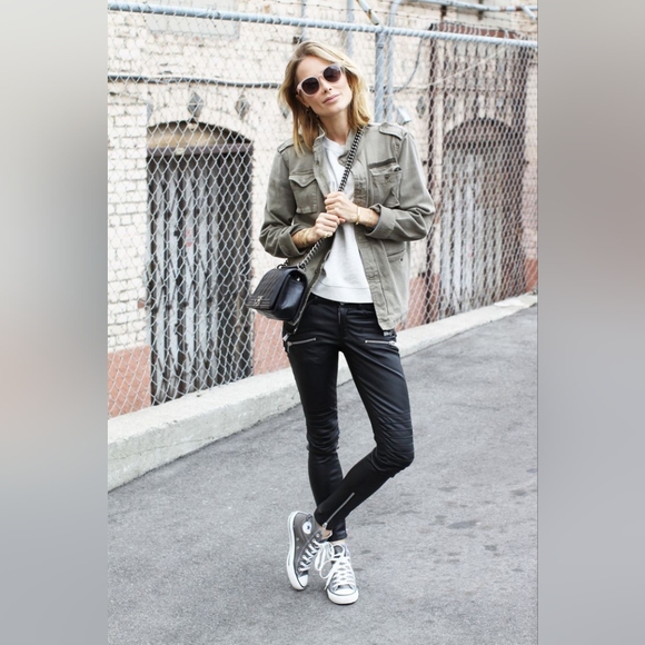 High Top Converse - Picture 2 of 7